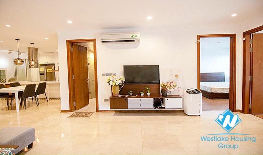 Fully furnished apartment high floor 2 bedrooms open kitchen only at L tower Ciputra